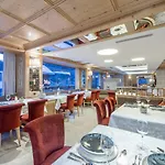 威胜塔尔酒店 4*